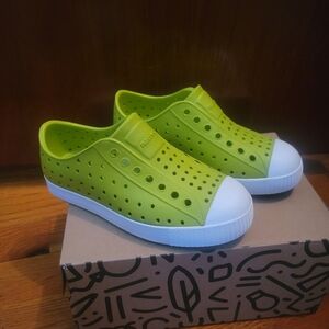 Native Kids Water Shoes - Lime Green
